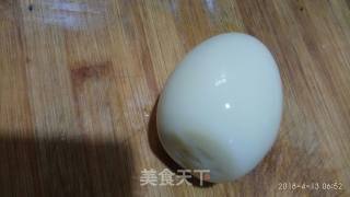 Goose Eggs Mixed with Garlic Sprouts recipe