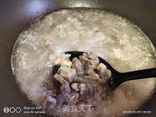 Stewed Beef Brisket with Sauerkraut recipe
