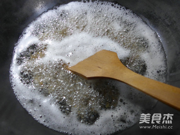 Stir-fried Snails with Hot Pepper recipe