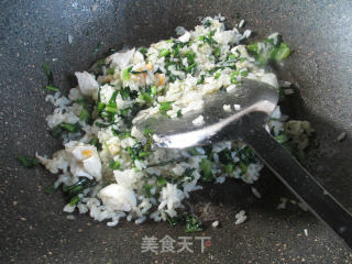 Fried Rice with Salted Duck Eggs and Lettuce Leaves recipe