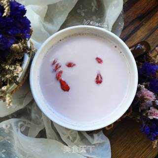 Chinese Wolfberry and Red Bean Milk recipe