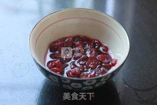 Cranberry Sticky Rice Chiffon Cake recipe