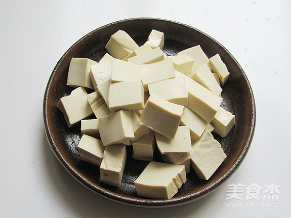 Loofah Stewed Tofu recipe