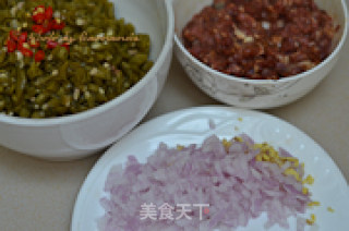 Capers with Minced Meat recipe