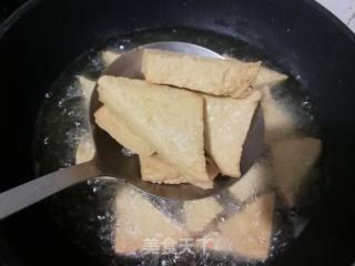 Fried Tofu Mixed with Baby Cabbage recipe