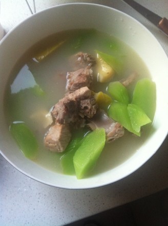 Lettuce, Bamboo Shoots, Pork Ribs Soup recipe
