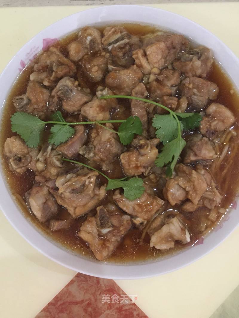 Steamed Ribs with Enoki Mushroom recipe
