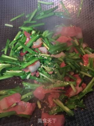 Stir-fried Garlic Sprouts with Bacon recipe