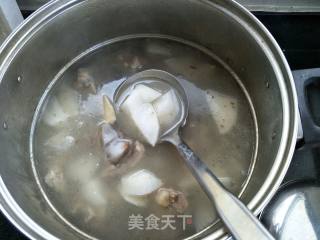 White Radish Big Bone Soup recipe