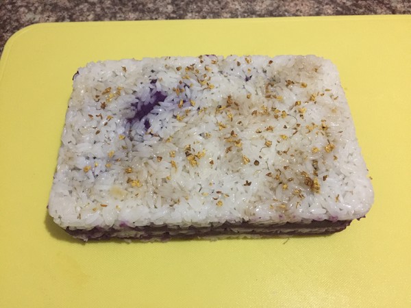 Glutinous Rice and Purple Sweet Potato Cake recipe