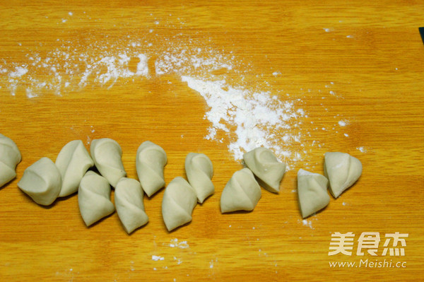 Toon Fried Dumplings recipe