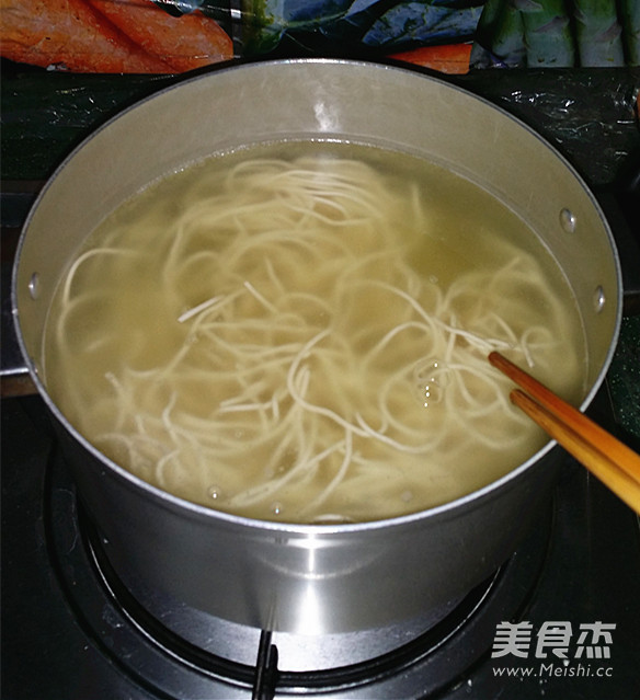 Korean Chili Sauce Noodles recipe