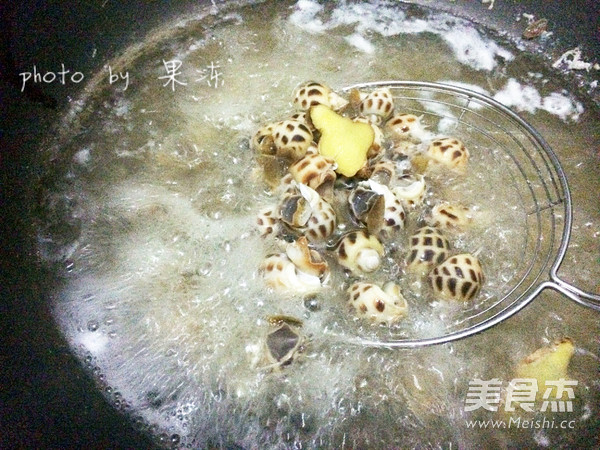 Boiled Flower Snail recipe