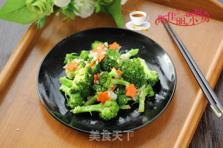 Stir-fried Broccoli with Garlic recipe