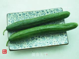 Cucumber Salad: A Light Meal to Enjoy recipe