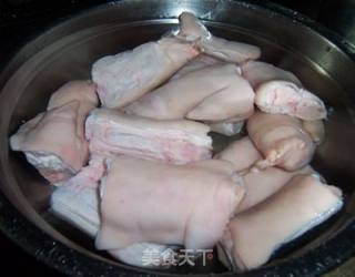 Soy Stewed Trotter recipe