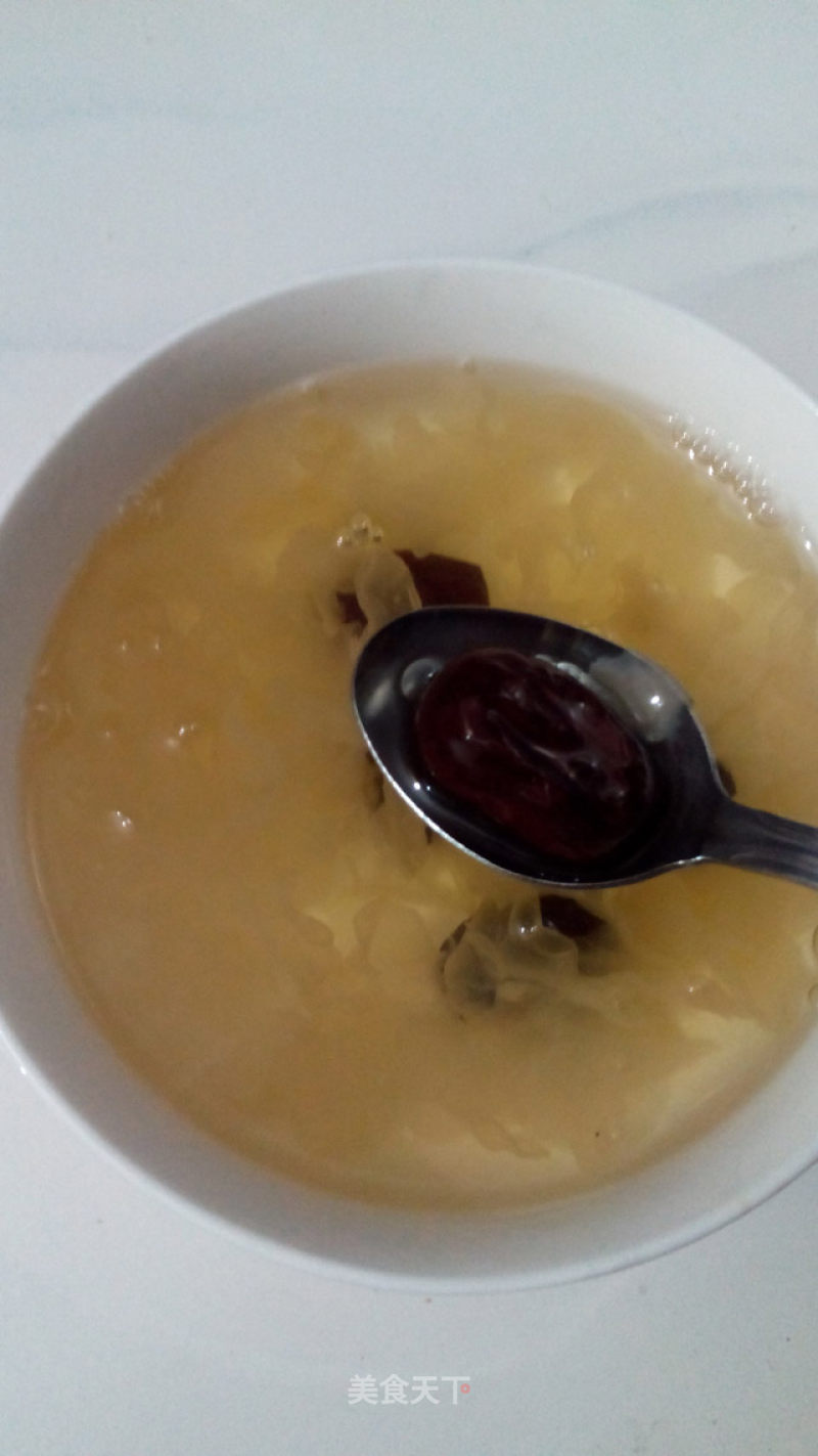Tremella and Red Date Soup recipe