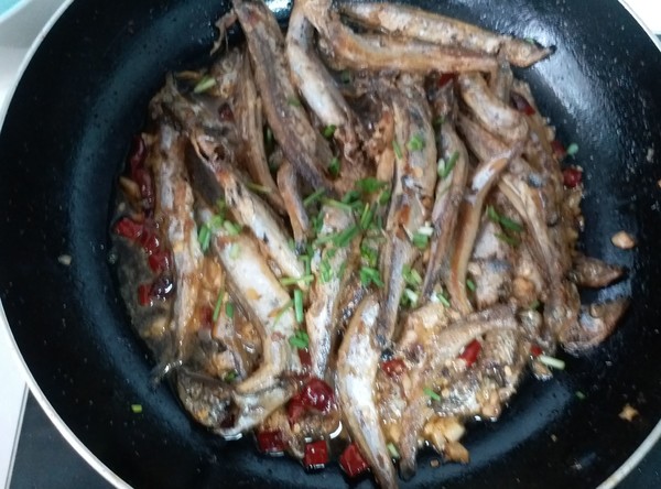 Braised Spicy Spring Fish recipe