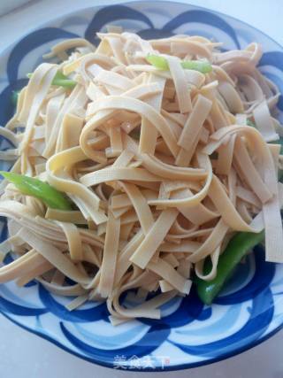 Dried Tofu with Hot Peppers recipe