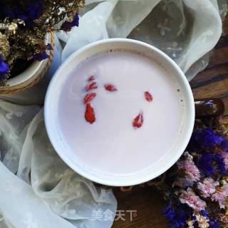 Chinese Wolfberry and Red Bean Milk recipe