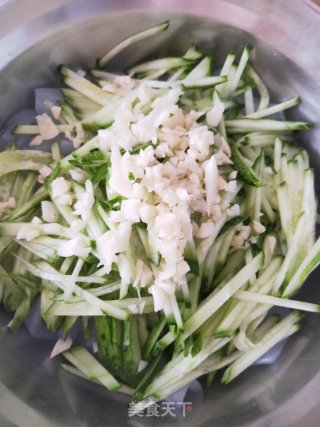 Sesame Sauce Peel and Cucumber recipe