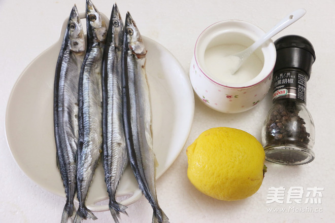 Grilled Saury with Lemon recipe