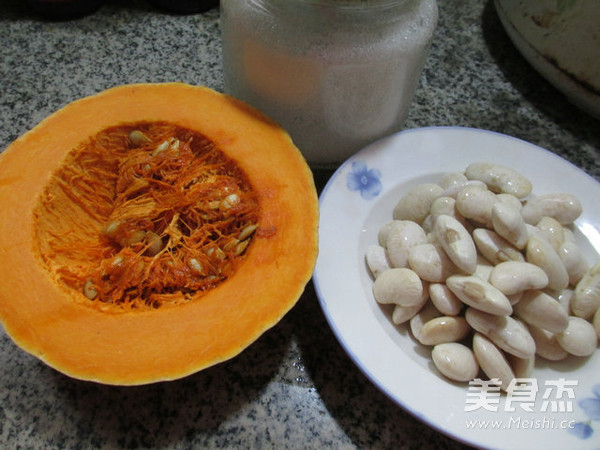 White Kidney Bean Pumpkin Soup recipe