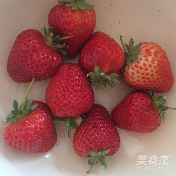 Strawberry Green Tea recipe