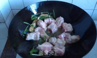 Stewed Pork Ribs with Matsutake recipe