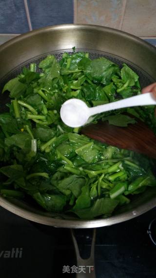 Stir-fried Rape Strips recipe