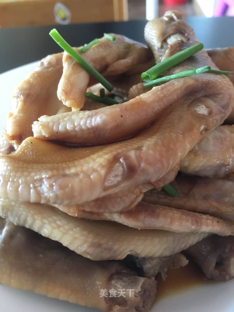 Marinated Duck Feet