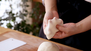 Start Making Egg Yolk Crisps from Fried Red Bean Paste (video) recipe