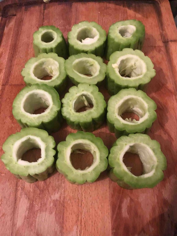 Stuffed Bitter Gourd with Sticky Rice and Pork recipe