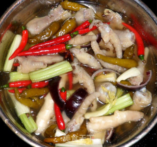 Homemade Pickled Chicken Feet recipe