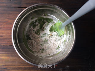 #aca Fourth Session Baking Contest# Making Pornographic Cranberry Matcha Mochi recipe