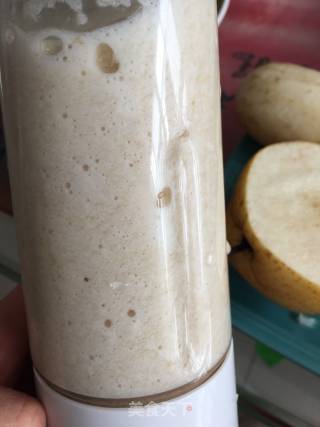 Honey Pear Lotus Root Juice recipe