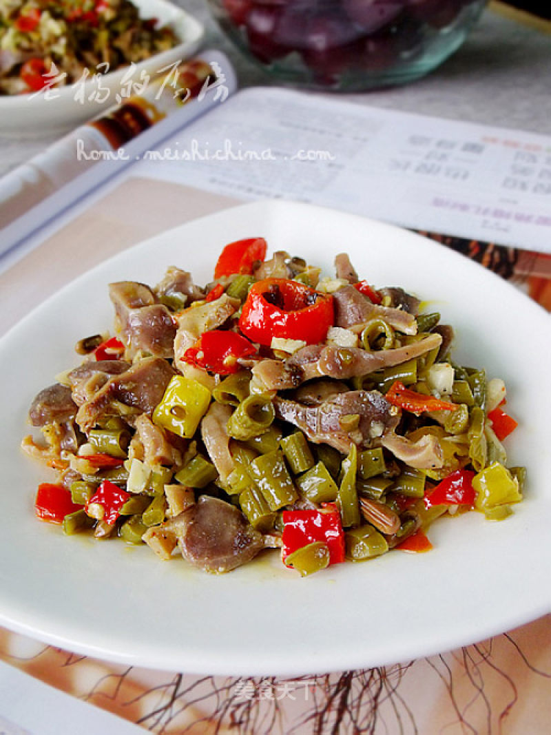 Stir-fried Chicken Mixed with Capers recipe