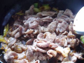 Braised Pork Intestines with Kelp recipe