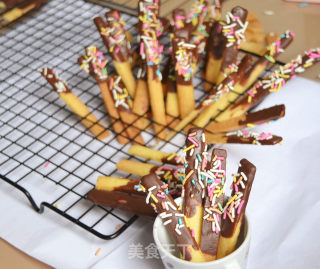 Chocolate Biscuit Sticks-children's Colorful Dreams recipe