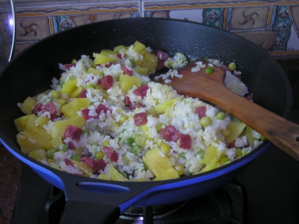 Pineapple and Pea Fried Rice recipe