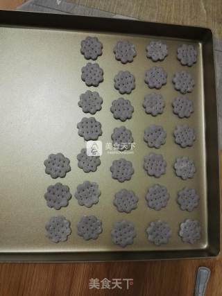 #aca烤明星大赛#purple Sweet Potato Soda Biscuits recipe