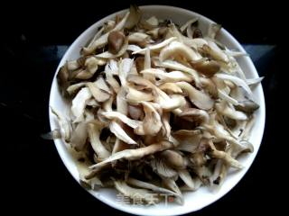 Mushroom Rape in Oyster Sauce recipe