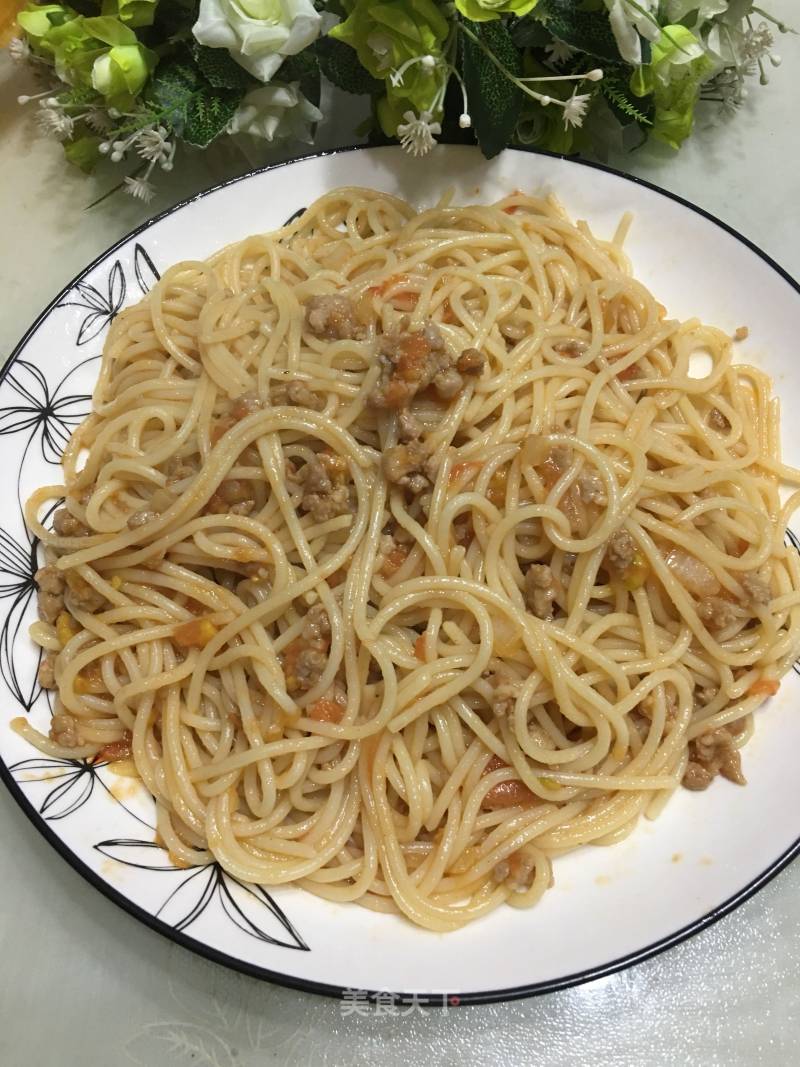 Pasta with Tomato Minced Beef