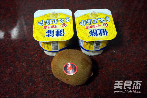 Kiwi Yogurt recipe