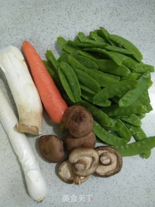Stir-fried Snow Peas with Double Mushroom recipe