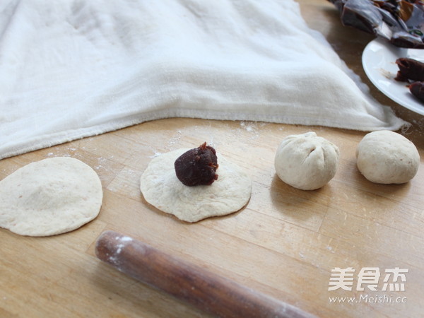 Fermented Oatmeal and Bean Paste Bun recipe