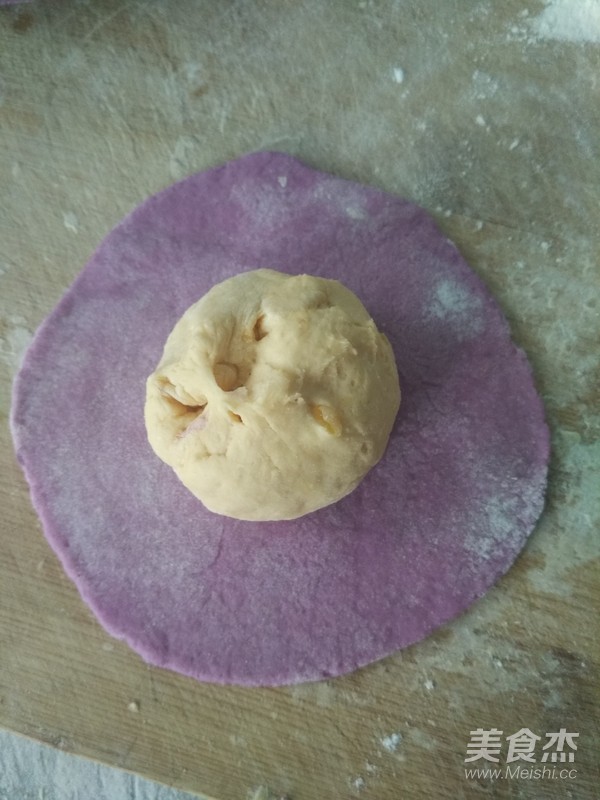 Pumpkin and Purple Sweet Potato Mantou recipe