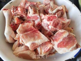 Chicken Ribs Stewed with Mushrooms recipe