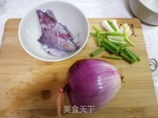 Fried Squid with Onion recipe