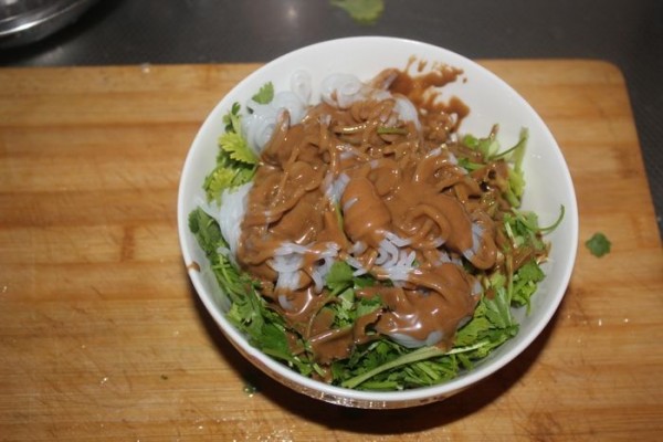 Tossed Yuba with Sesame Sauce recipe